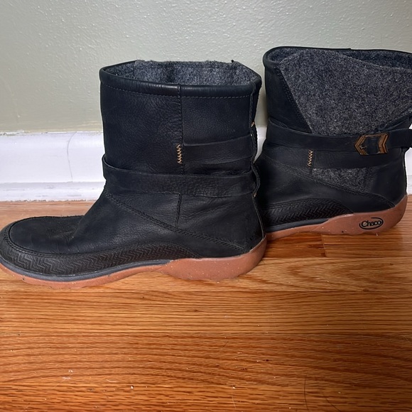 Chaco boot - Picture 2 of 4